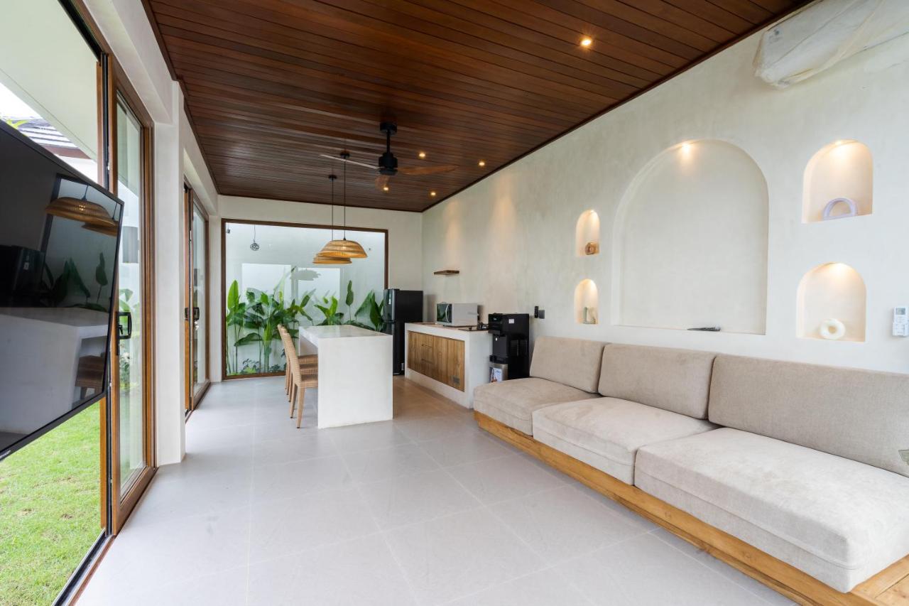 J4 Villas Sanur ภายนอก รูปภาพ