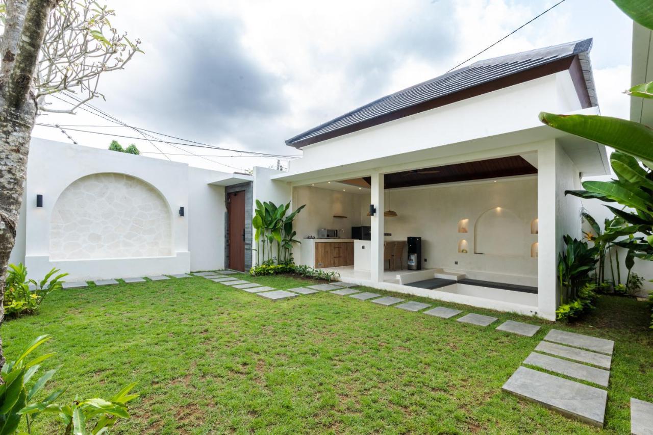 J4 Villas Sanur ภายนอก รูปภาพ